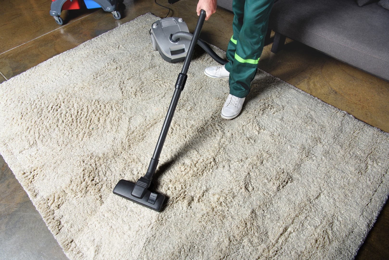 restoration company deep cleaning carpet